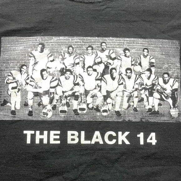 Vintage Wyoming t shirt - Picture 2 of 5